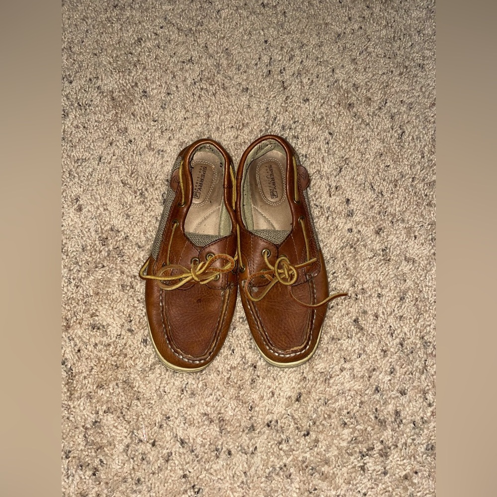 Men’s size 7 sperry, they may look a little rough but they are in good condition